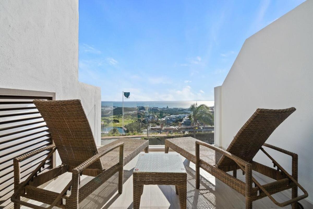 Chic Mijas Retreat With Pool & Terrace - Rdr465 Apartment Luaran gambar